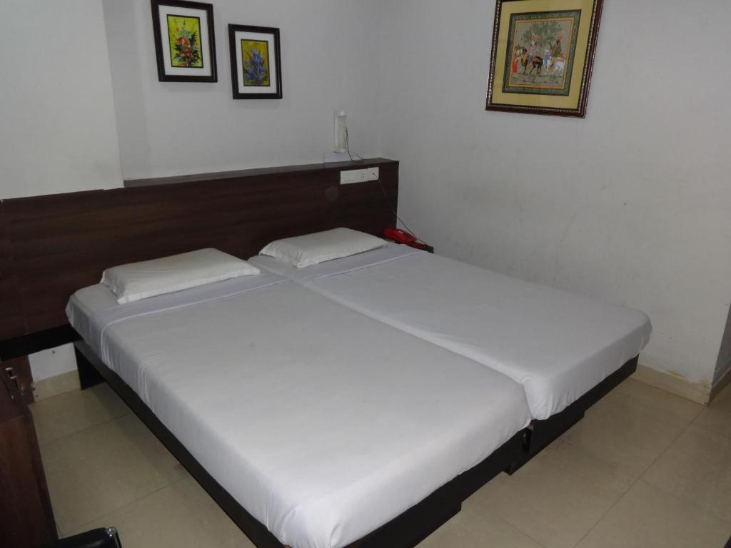Hotel Miland Palace 부바네스 객실 사진